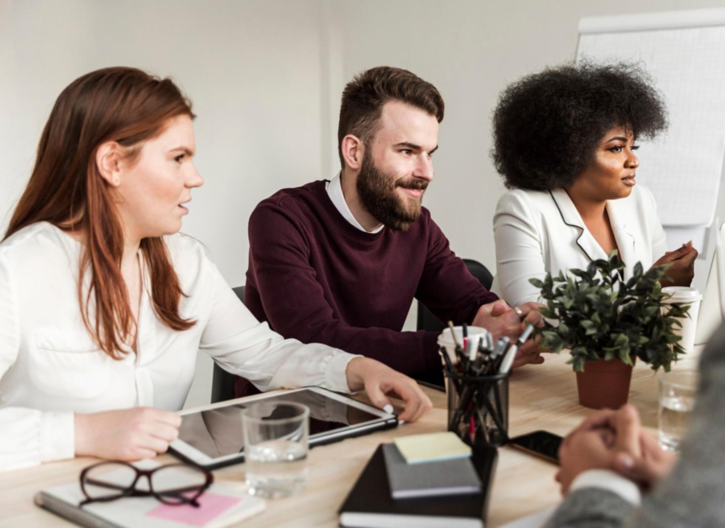 Economic data visualization and market analysis tools